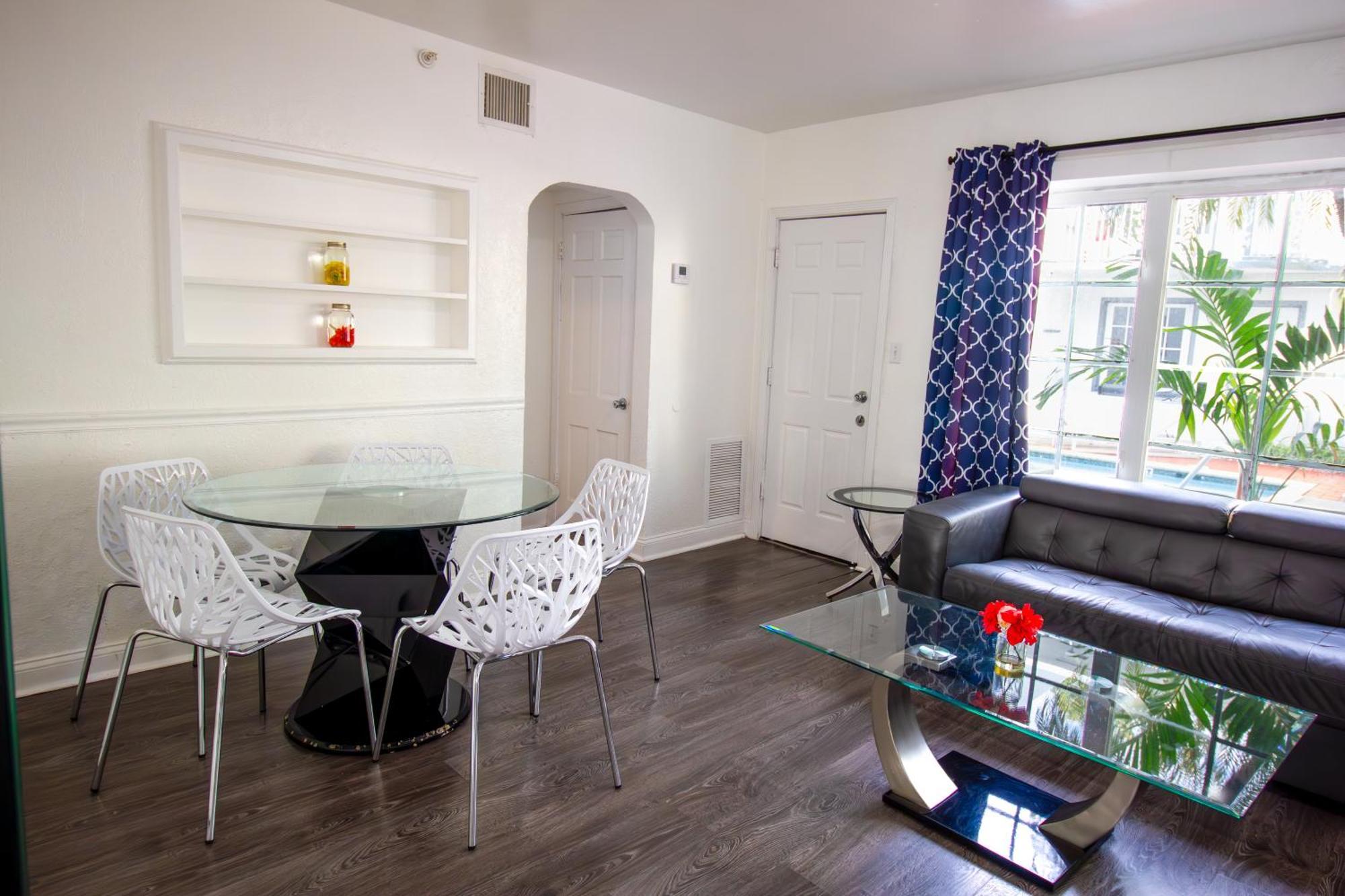 Courtyard Apartments Part Of The Oasis Casita Collection Miami Beach Exteriér fotografie